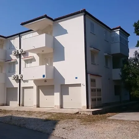 Kiko * Rogoznica (Sibenik-Knin)