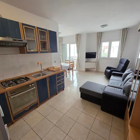 Kiko * Rogoznica (Sibenik-Knin)